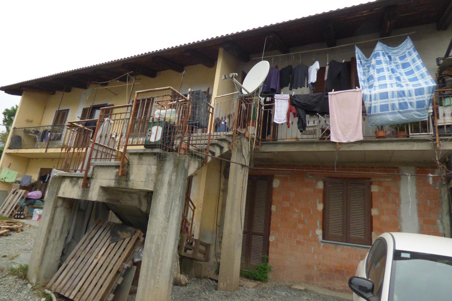 immobile terreno all'asta in 12031 Bagnolo Piemonte CN, Italia Bagnolo Piemonte, Cuneo - 1
