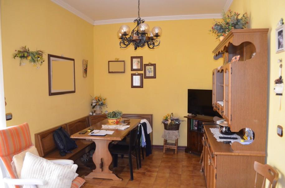 immobile appartamento all'asta in Via Martiri di Via Fani n 64 - 71122 Foggia (FG) - 2
