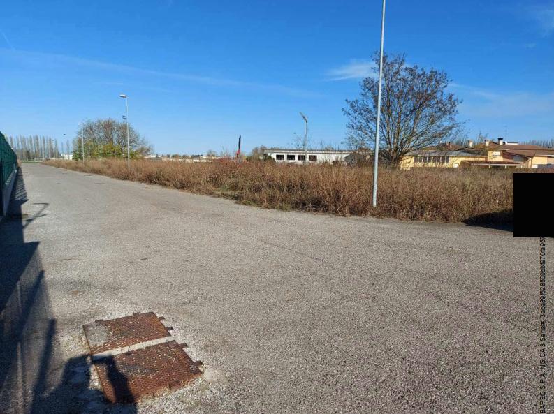 immobile terreno all'asta in accessibile da Via Pietro Nenni - 45025 Fratta Polesine (RO) - 4