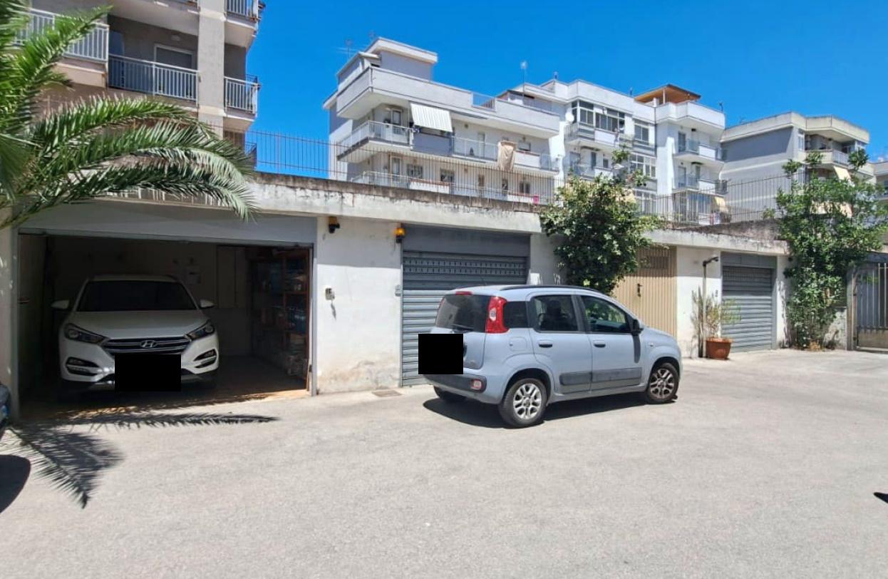 immobile attivita commerciale all'asta in via F Bonaduce, 42 - 84018 Scafati (SA) - 1