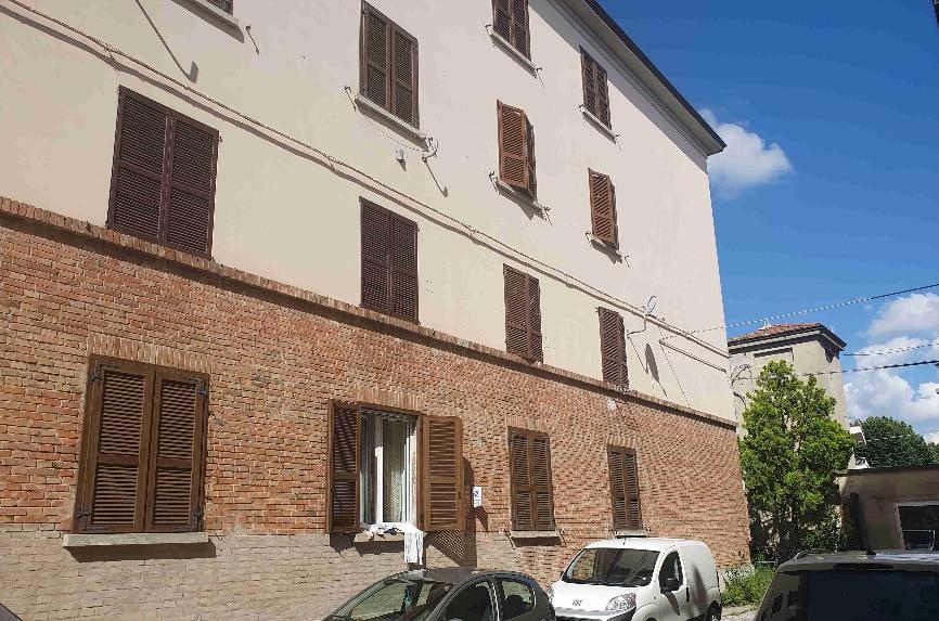 immobile appartamento all'asta in Via Luigi Illica 3 - 29017 Fiorenzuola d'Arda (PC) - 3