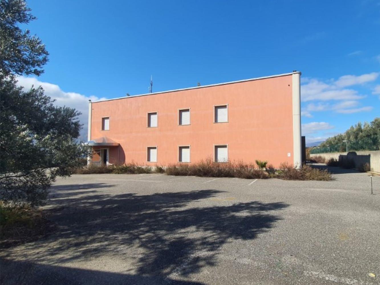immobile attivita commerciale all'asta in via berlinguer, n snc - 88040 Pianopoli (CZ) - 1