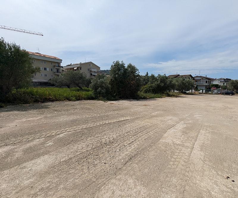 immobile terreno all'asta in Via Muracche II - 64018 Tortoreto (TE) - 2