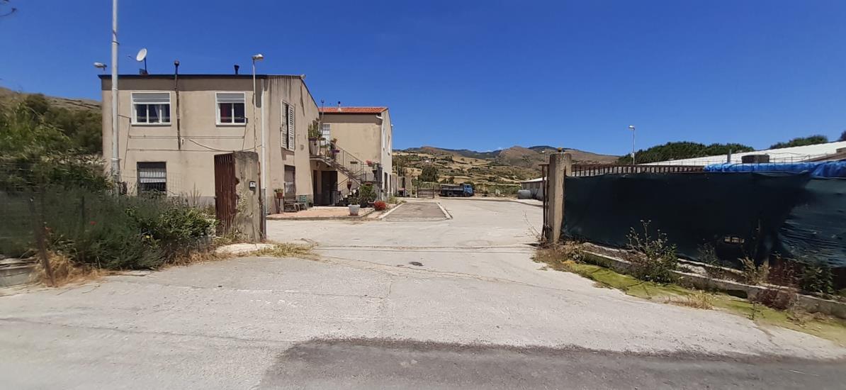immobile attivita commerciale all'asta in C/DA FICILINO SN - 94014 Nicosia (EN) - 4