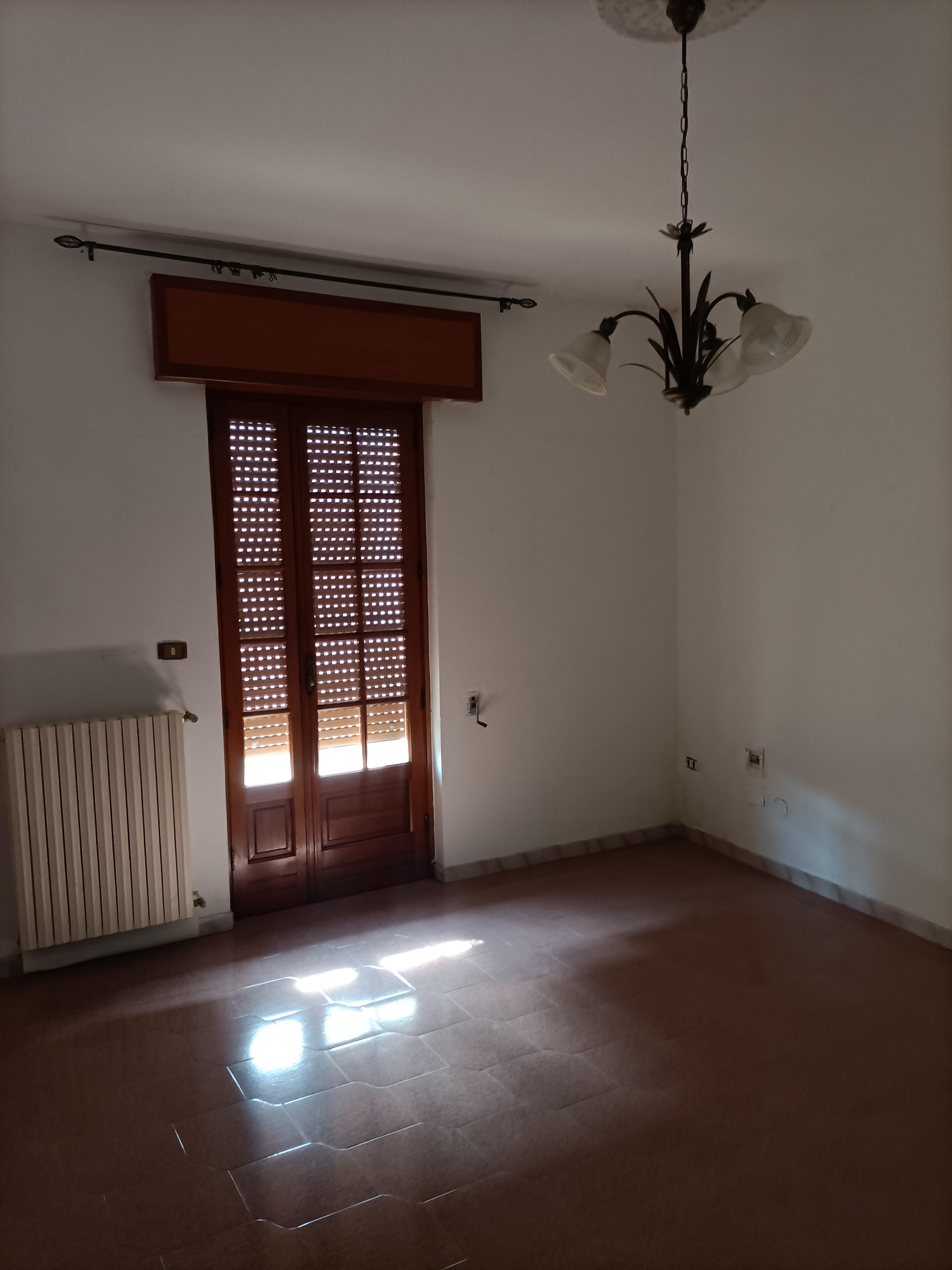 immobile appartamento all'asta in Via CESARE BECCARIA 24 - 72023 Mesagne (BR) - 3