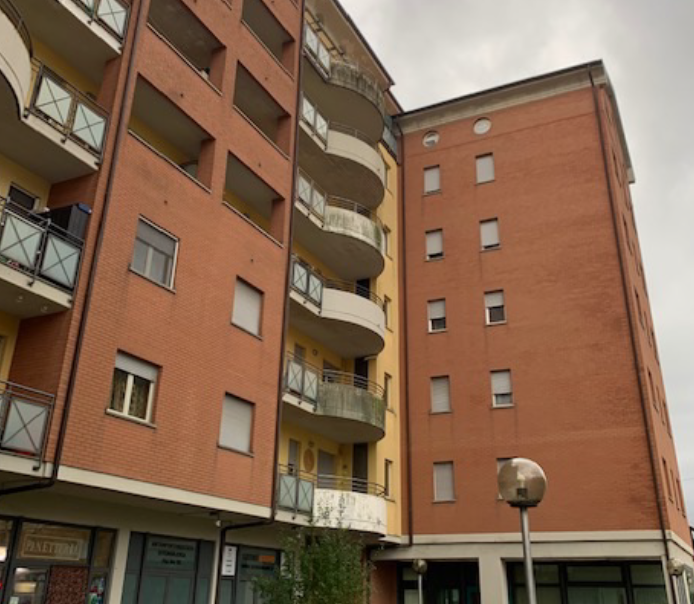 immobile attivita commerciale all'asta in Albiano Magra, Via Repubblica, 61 - 54011 Aulla (MS) - 1