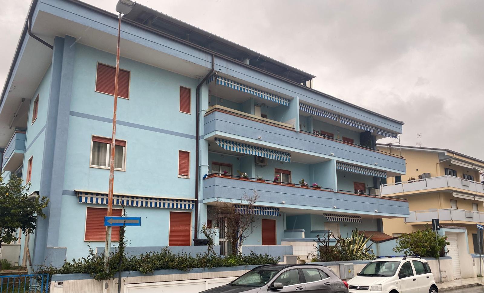 immobile appartamento all'asta in Via Alcide de Gasperi, 100, 64018 Tortoreto Lido TE, Italia - 64018 Tortoreto (TE) - 1