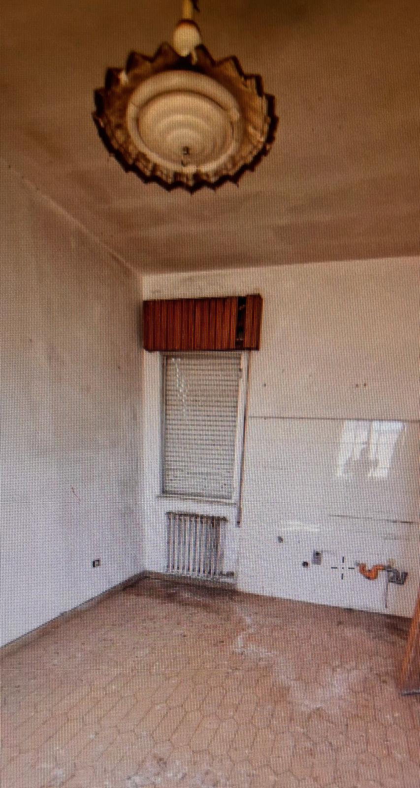 immobile appartamento all'asta in Via Pietro Toselli, 73055 Racale LE, Italia Racale, Lecce - 3