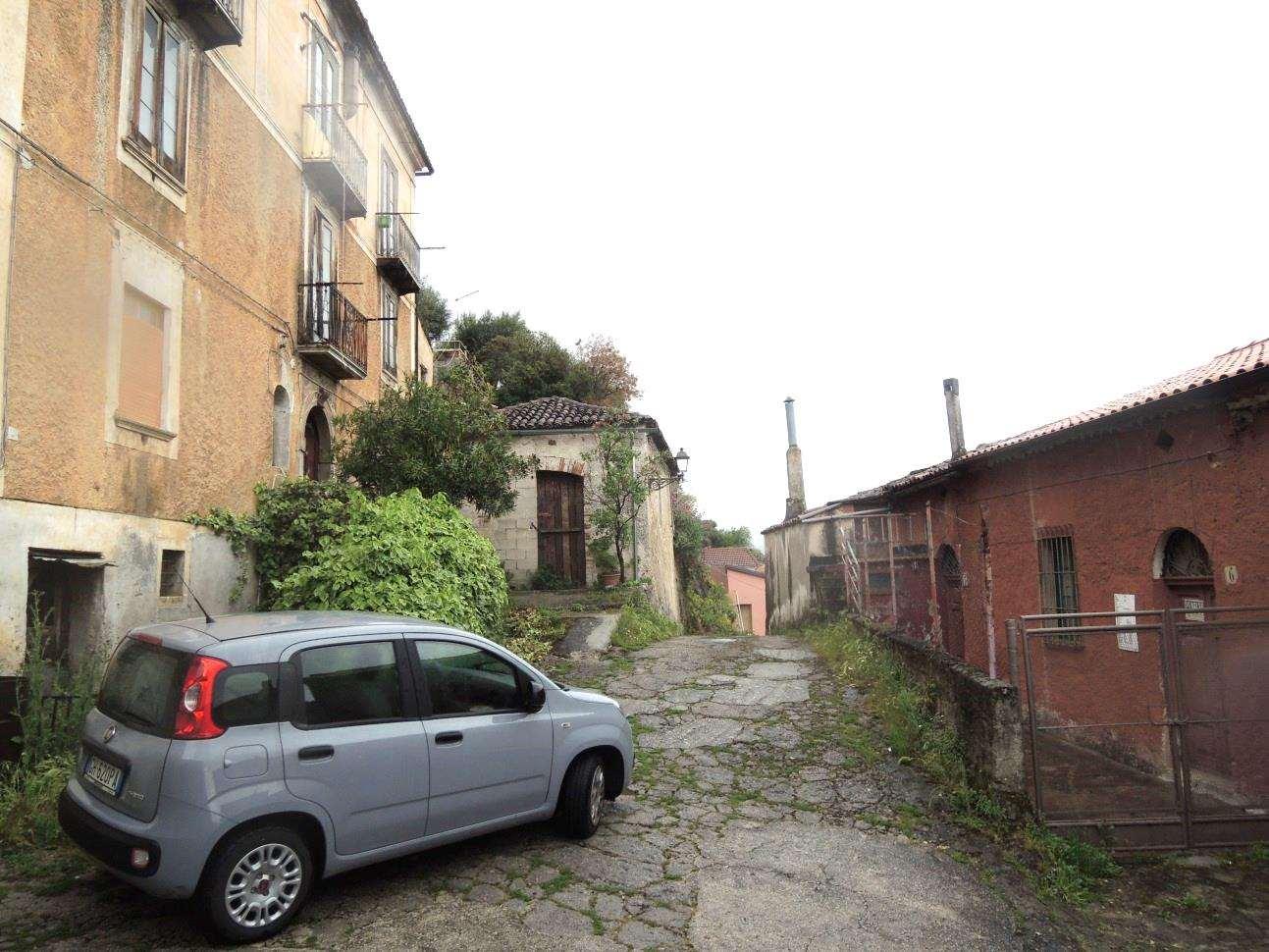 immobile appartamento all'asta in Via Cesare Beccaria, 84036 Sala Consilina SA, Italia Sala Consilina, Salerno - 2