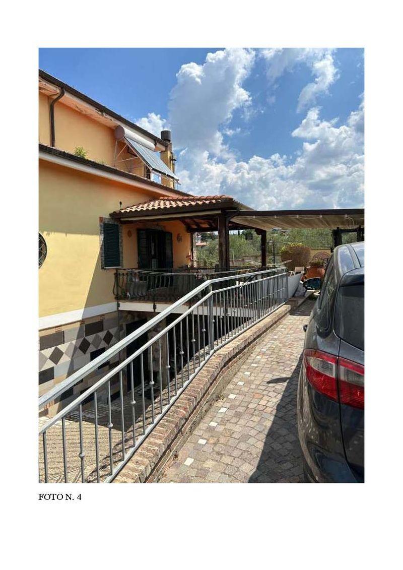 immobile villa all'asta in Via delle Selve Nuove, 14, 00043 Ciampino RM, Italia Ciampino, Roma - 4