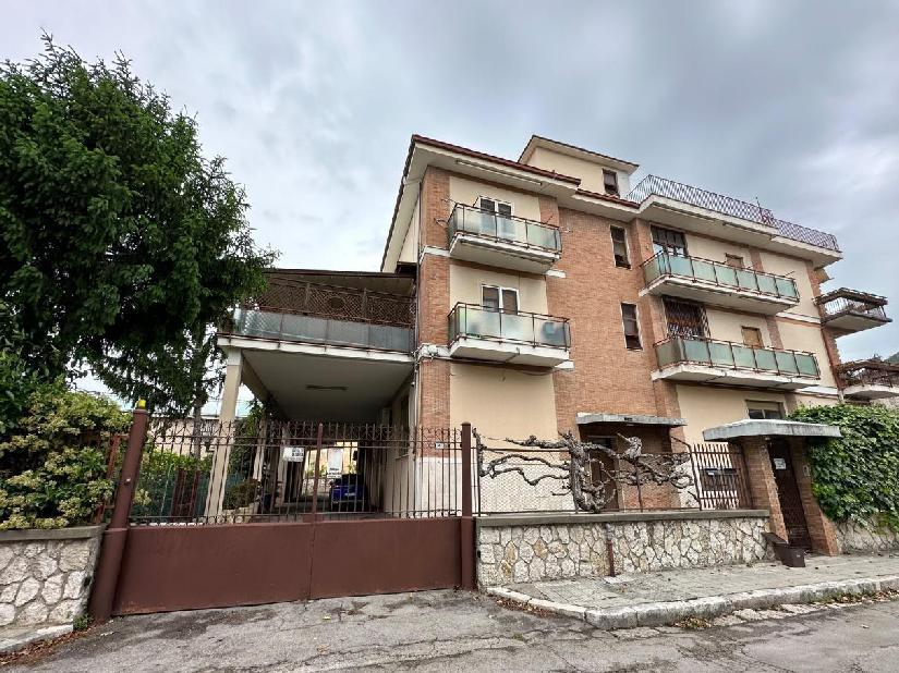 immobile appartamento all'asta in Via Spinete II, 04022 Fondi LT, Italia Fondi, Latina - 3