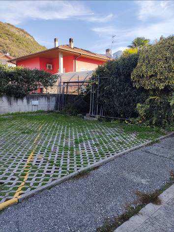 immobile posto auto all'asta in Via Roma, 38060 Nomi TN, Italia Nomi, Trento - 1