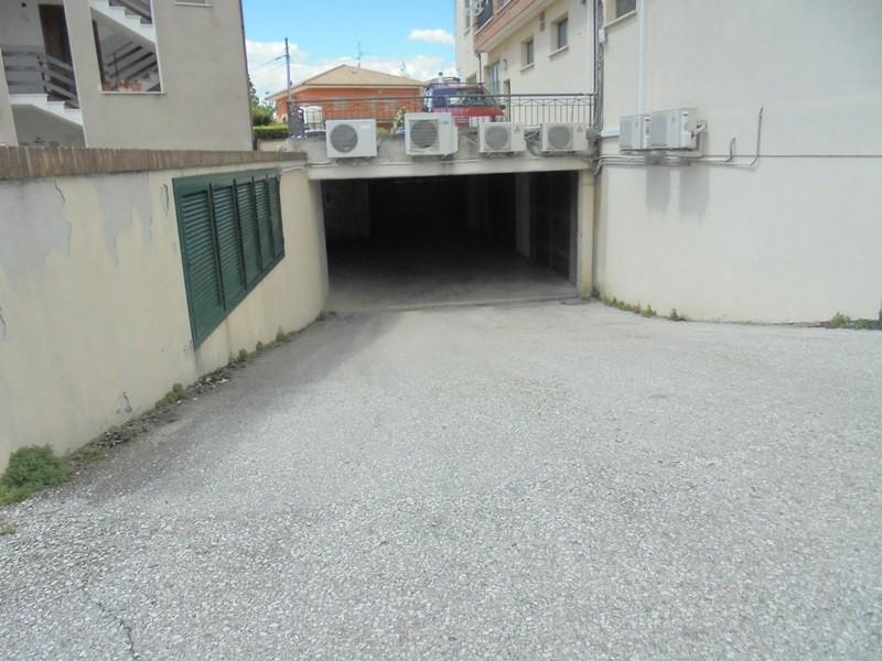 immobile appartamento all'asta in Viale Gran Sasso, 25, 64013 Corropoli TE, Italia Corropoli, Teramo - 5