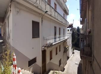 immobile appartamento all'asta in Via Cappuccini - 75022 Irsina (MT) - 4