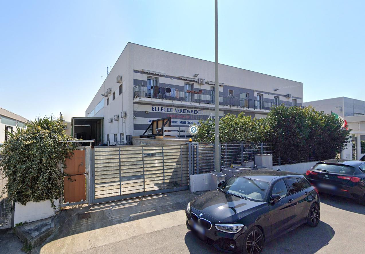 immobile capannone all'asta in Viale dell'Artigianato - II Traversa - Modugno (BA) - 1