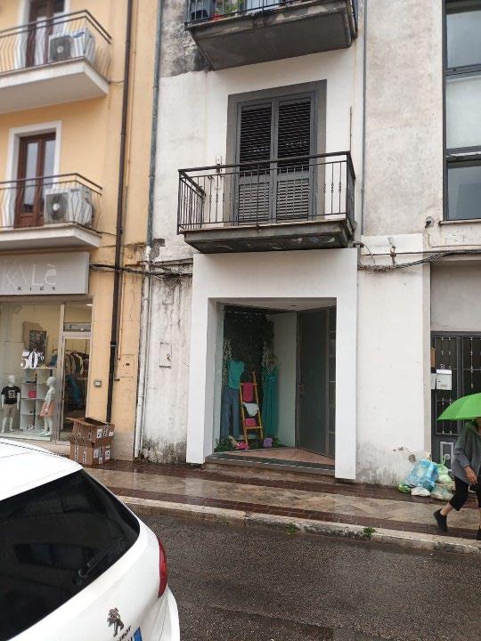 immobile appartamento all'asta in Viale S Francesco D'Assisi, 4, 04022 Fondi LT, Italia Fondi, Latina - 1