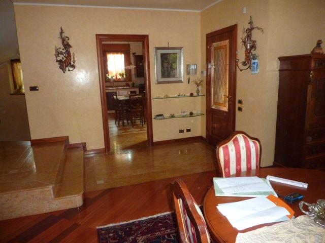 immobile villa all'asta in Via F Petrarca, 4/A, 24068 Seriate BG, Italia Seriate, Bergamo - 5