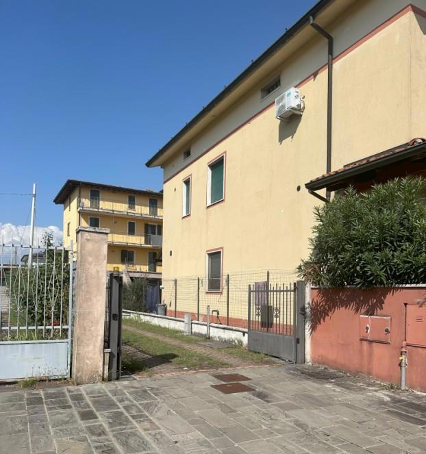 immobile appartamento all'asta in VIALE DEI CADUTI n 55 - 25030 Castelcovati (BS) - 2