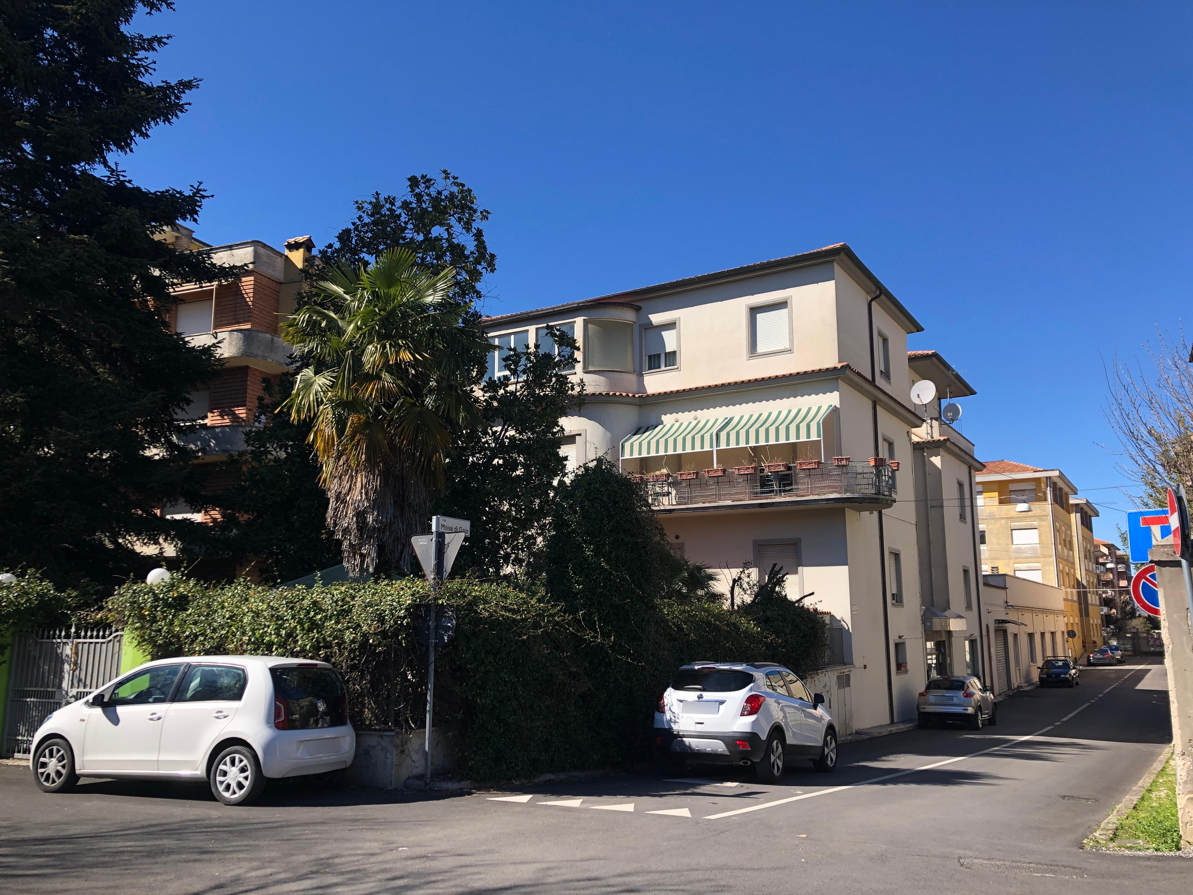 immobile hotel - albergo all'asta in Via Moisè di Gaio, 2, 02100 Rieti RI, Italia Rieti, Rieti - 2