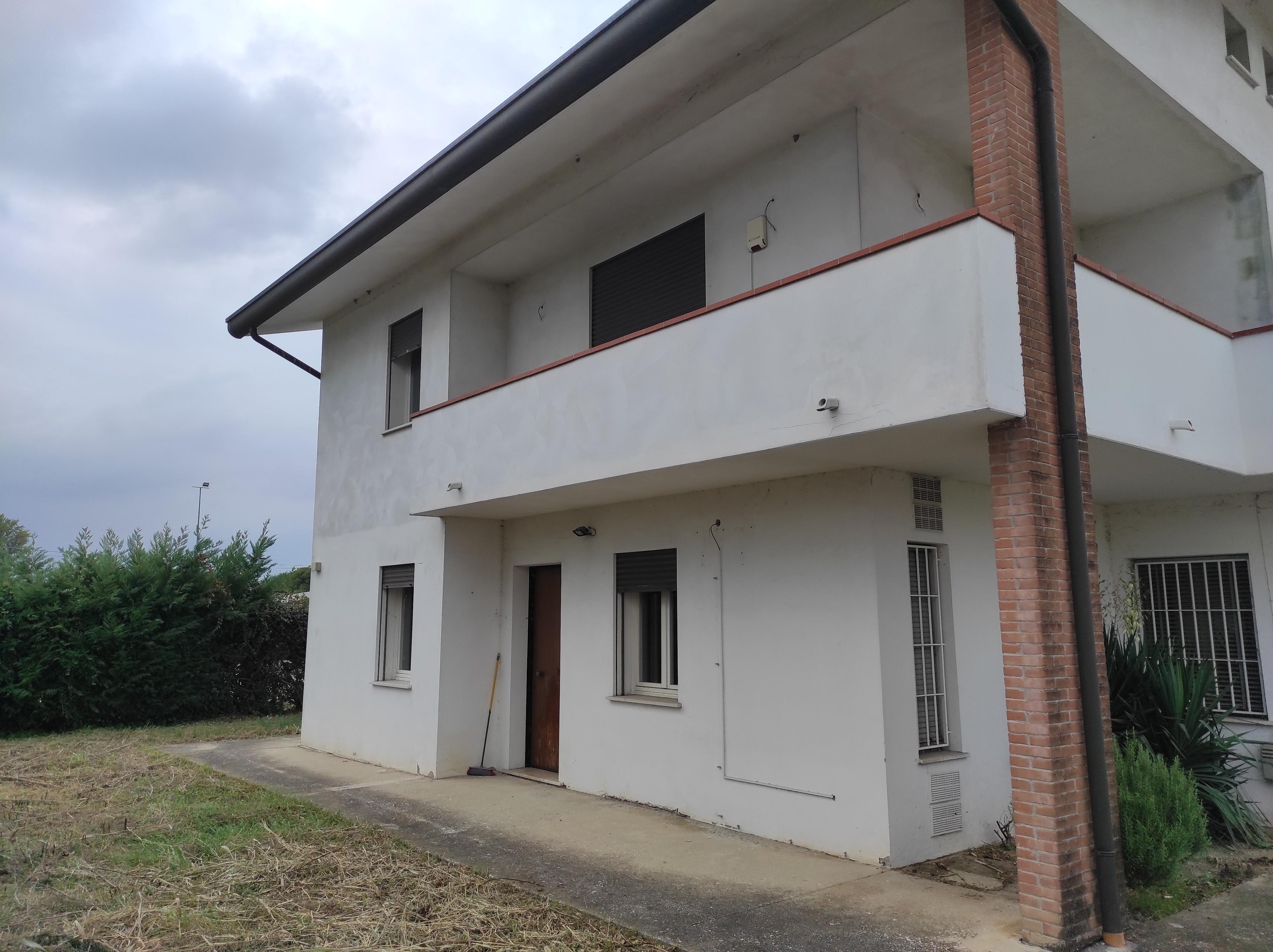 immobile capannone all'asta in Via Emilia, 14, 35043 Zona Industr Artig E Commerciale PD, Italia - 35043 Monselice (PD) - 1
