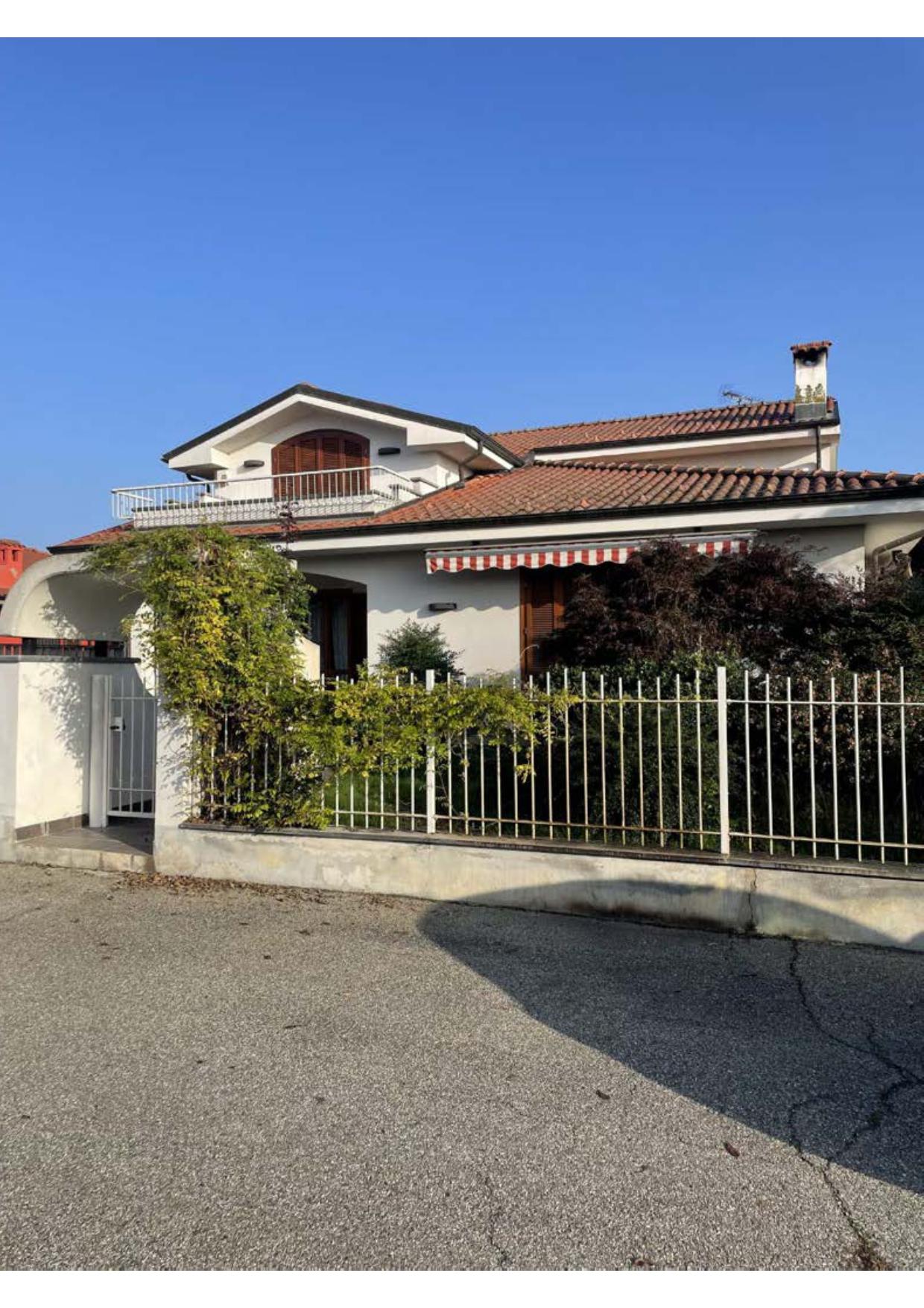 immobile appartamento all'asta in Via Salvo D'Acquisto, 9, 13039 Trino VC, Italia Trino, Vercelli - 2