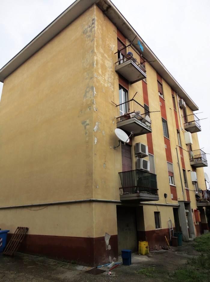 immobile appartamento all'asta in Via Madonnina, 20, 28069 Trecate NO, Italia Trecate, Novara - 2