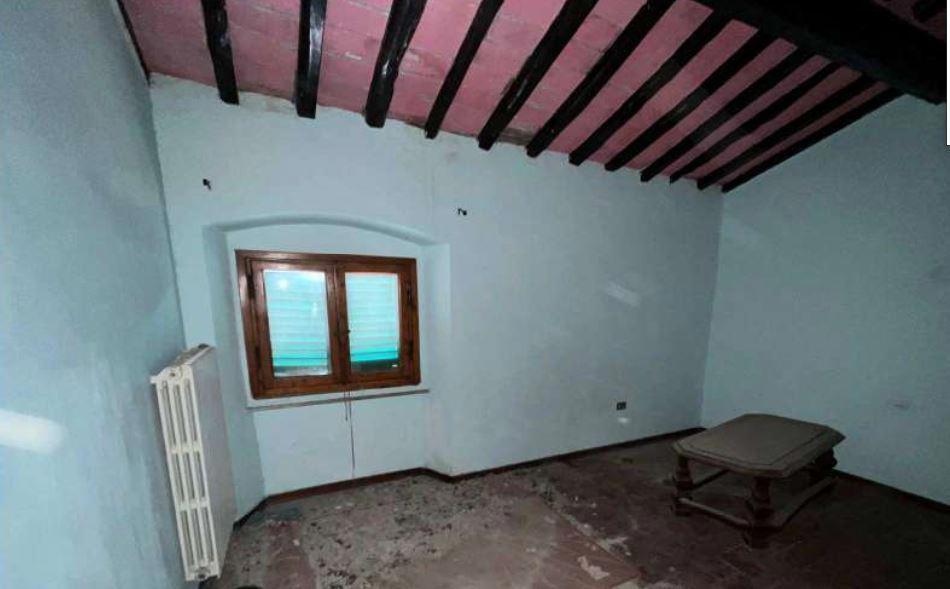 immobile appartamento all'asta in Via Bologna 12 - 59025 Cantagallo (PO) - 3