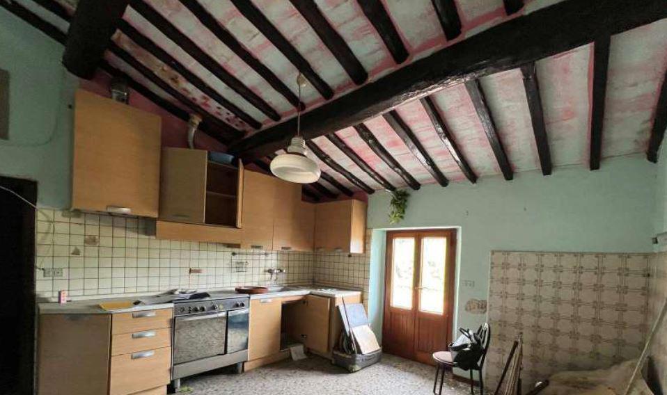 immobile appartamento all'asta in Via Bologna 12 - 59025 Cantagallo (PO) - 5