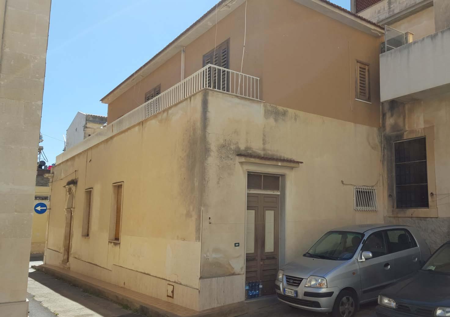 immobile appartamento all'asta in Cortile Cuntrera, 15 - 96012 Avola (SR) - 3