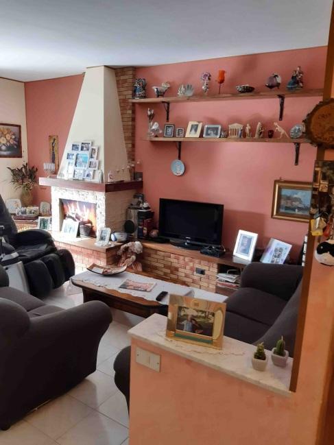 immobile appartamento all'asta in Via del Mare, 58 - Pal D, piano rialzato, int 2 - 96013 Carlentini (SR) - 4
