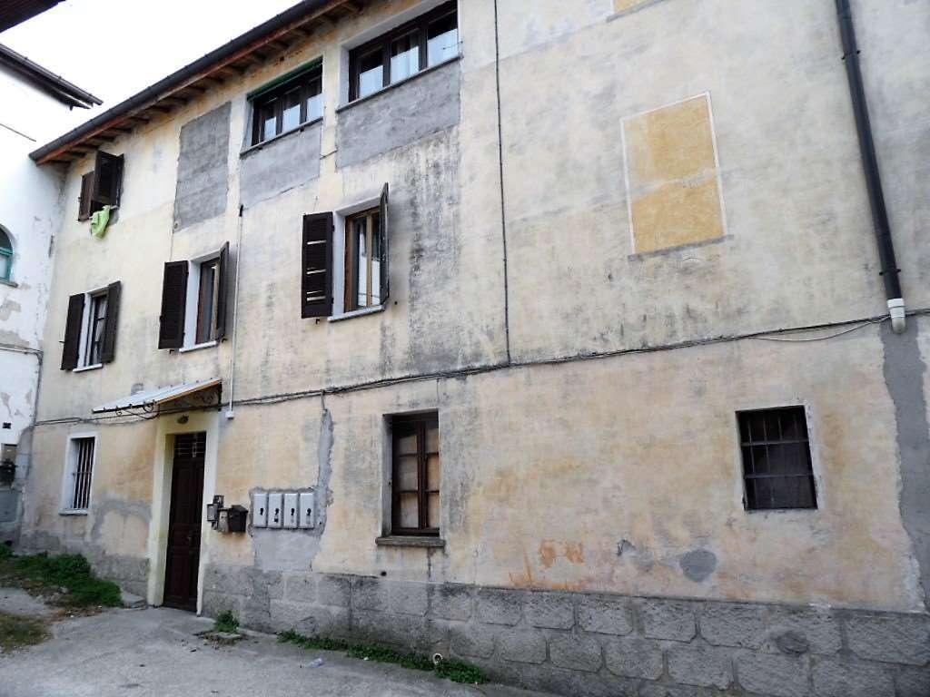 immobile appartamento all'asta in Via Ventiquattro Maggio 18 - 21030 Cuveglio (VA) - 3