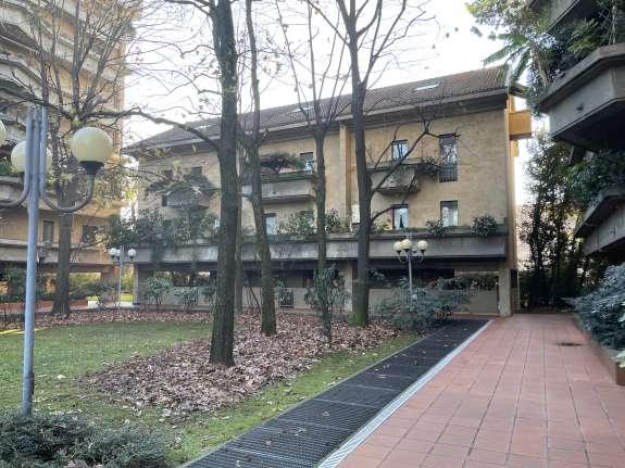 immobile appartamento all'asta in Via Eugenio Villoresi 40 - 20054 Nova Milanese (MB) - 1