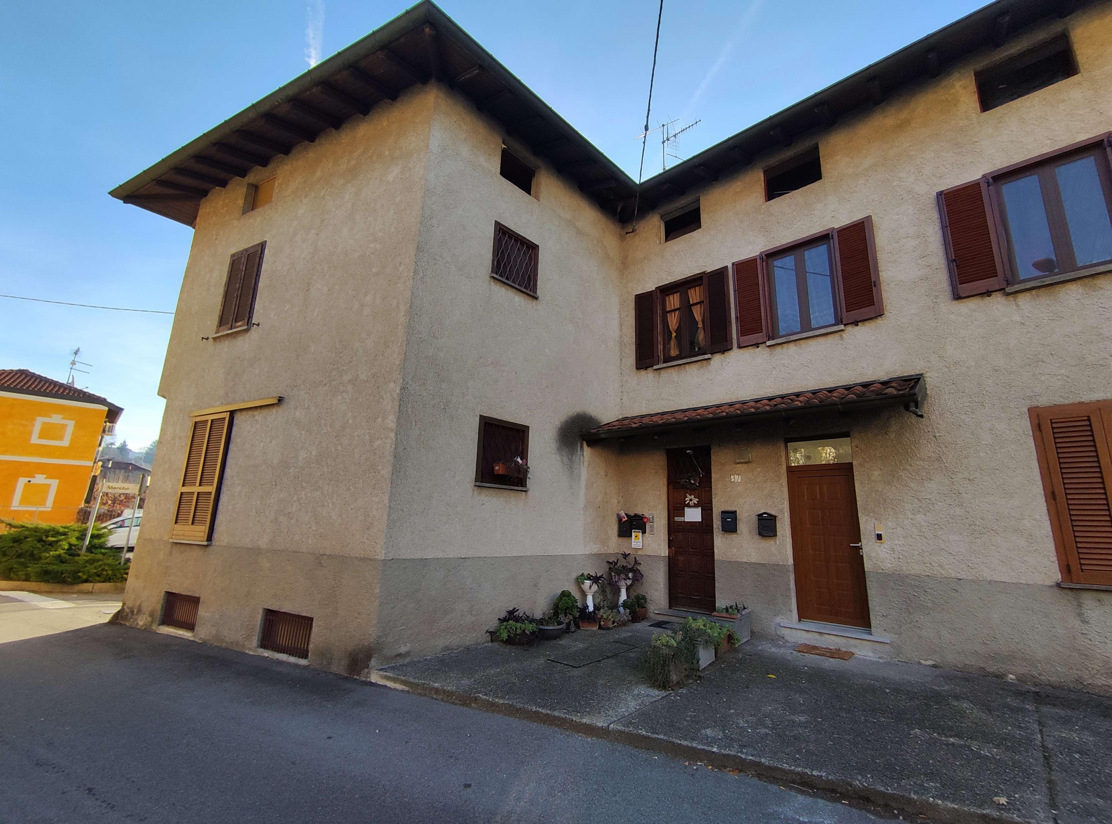 immobile appartamento all'asta in Via Marche 17 - 21030 Cuveglio (VA) - 3