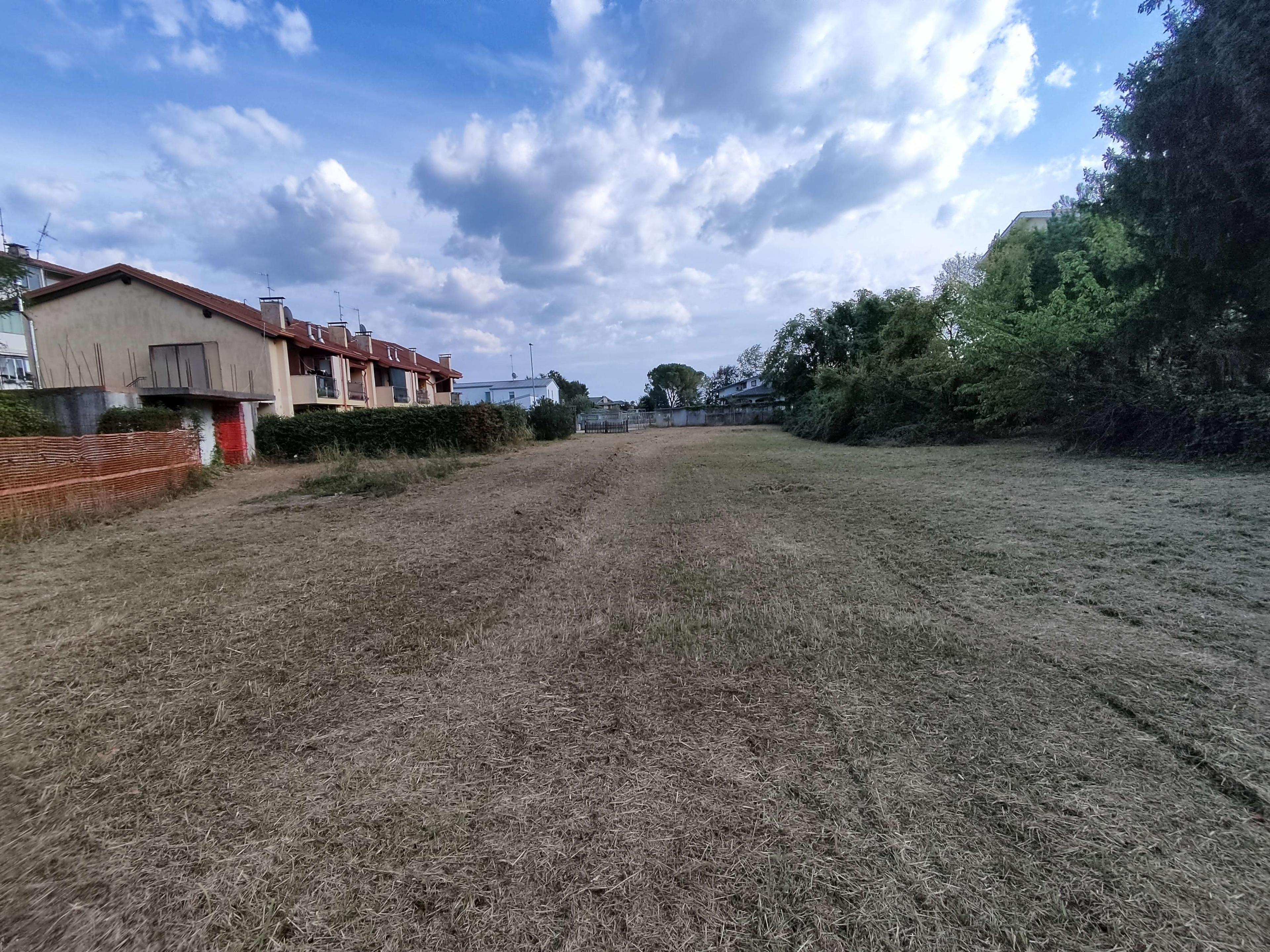 immobile terreno all'asta in Via Abbazia - 33044 Manzano (UD) - 1