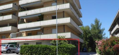 immobile attivita commerciale all'asta in Via Bravi 1 - 62019 Recanati (MC) - 1