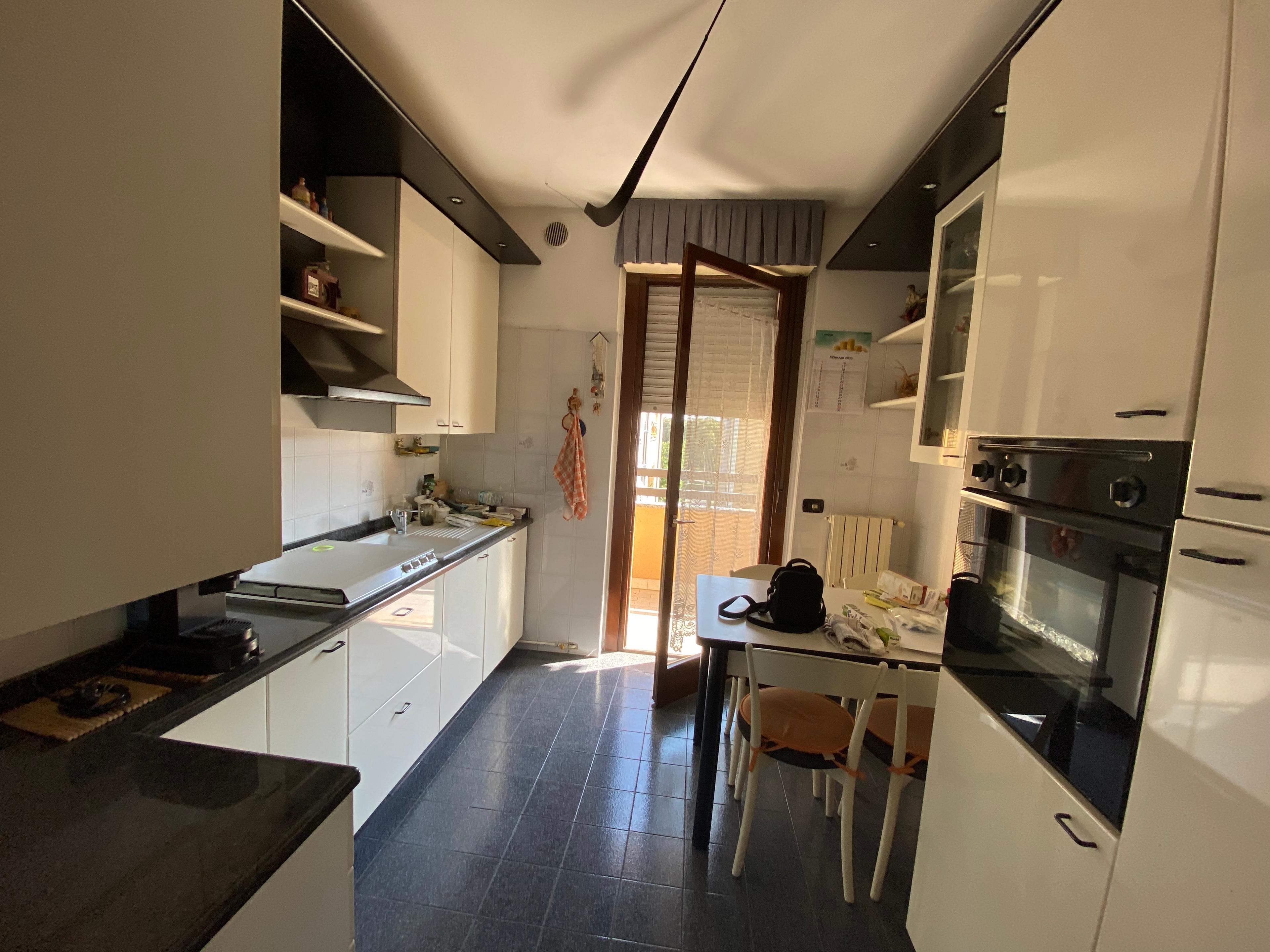 immobile appartamento all'asta in Via Lipari - Via Fiore Martelli  3 - 20900 Monza (MB) - 1