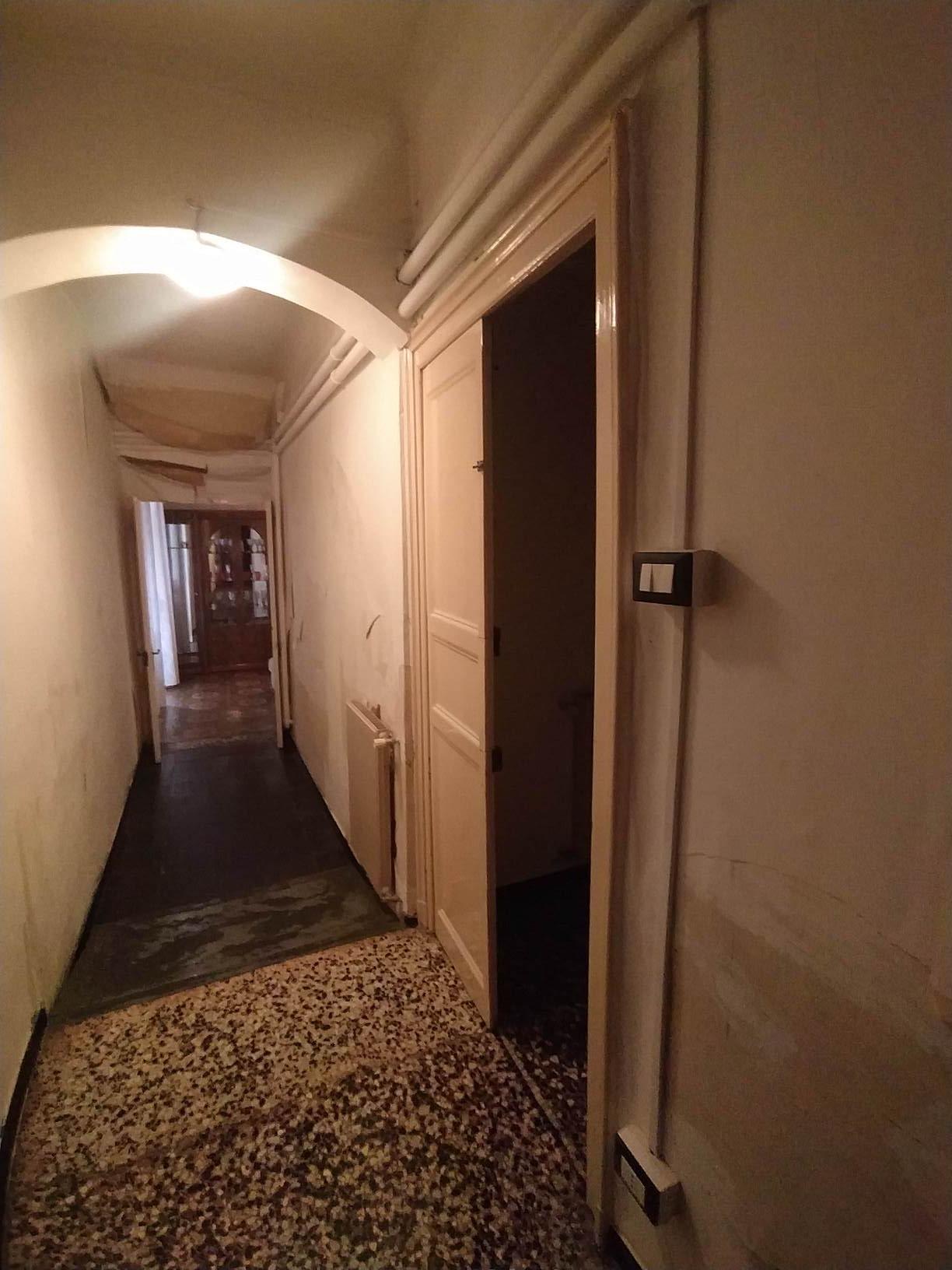 immobile appartamento all'asta in Via Sestri, civ 3, int 1 - 16154 Genova (GE) - 3