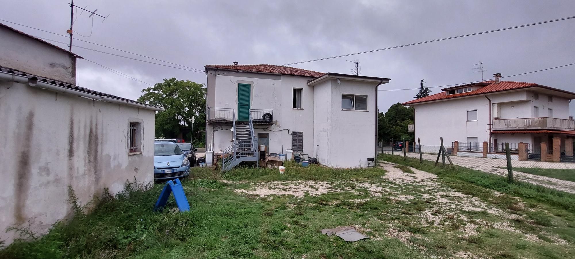 immobile casa singola all'asta in Viale J F Kennedy, 64016 Sant'Egidio alla Vibrata TE, Italia Sant'Egidio Alla Vibrata, Teramo - 5