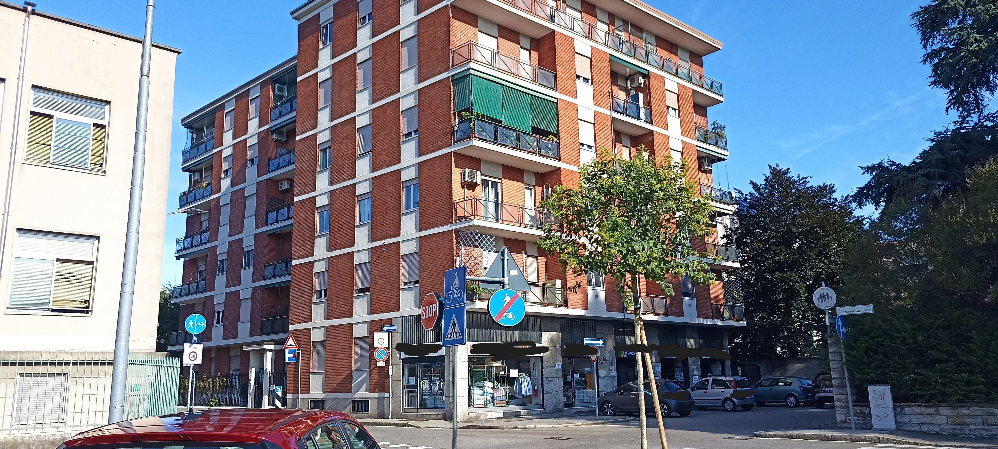 immobile appartamento all'asta in Via Camperio 15 - 20852 Villasanta (MB) - 3