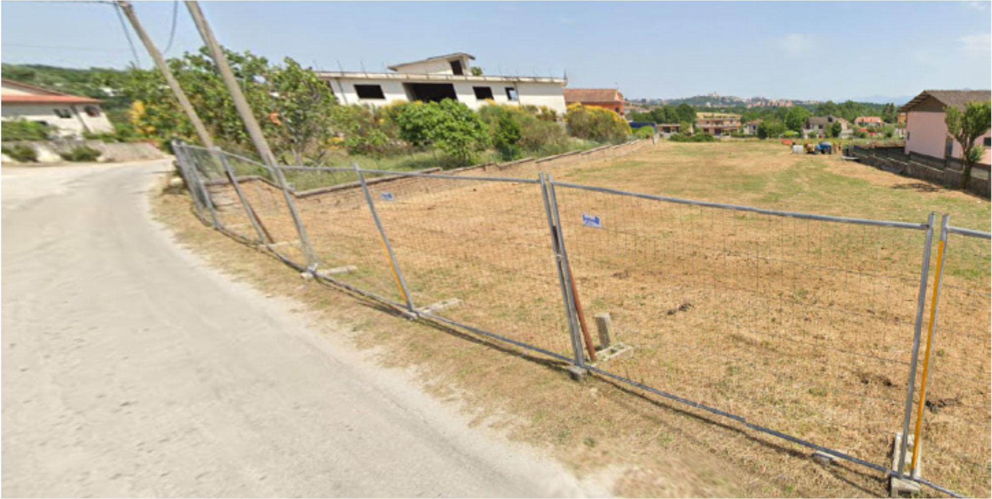 immobile terreno all'asta in Loc Colle San Pietro - 03100 Ferentino (FR) - 3