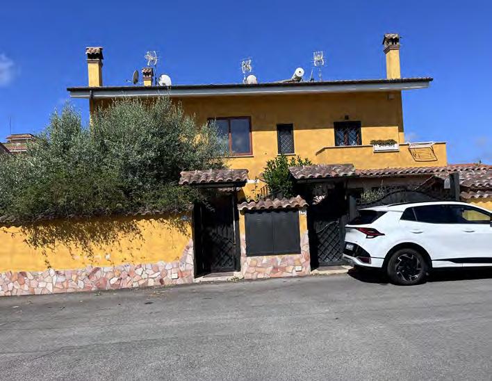 immobile villa all'asta in Via Monte Solarolo 219 P-219 Q int 1 piano T-1-2 - 00054 Fiumicino (RM) - 2