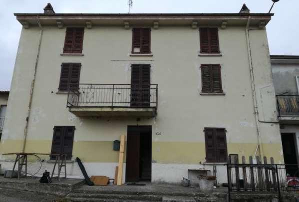 immobile appartamento all'asta in Localita' Belvedere di Perino 138 - 29020 Coli (PC) - 1