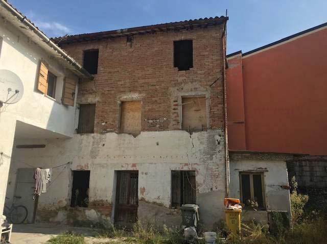 immobile appartamento all'asta in Via Dante Alighieri e Via Cantoni di Sotto - 31037 Loria (TV) - 5