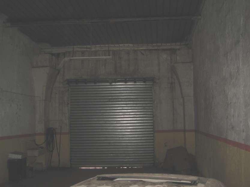 immobile garage all'asta in Via SS Rosario 39 e 41 - 72022 Latiano (BR) - 4