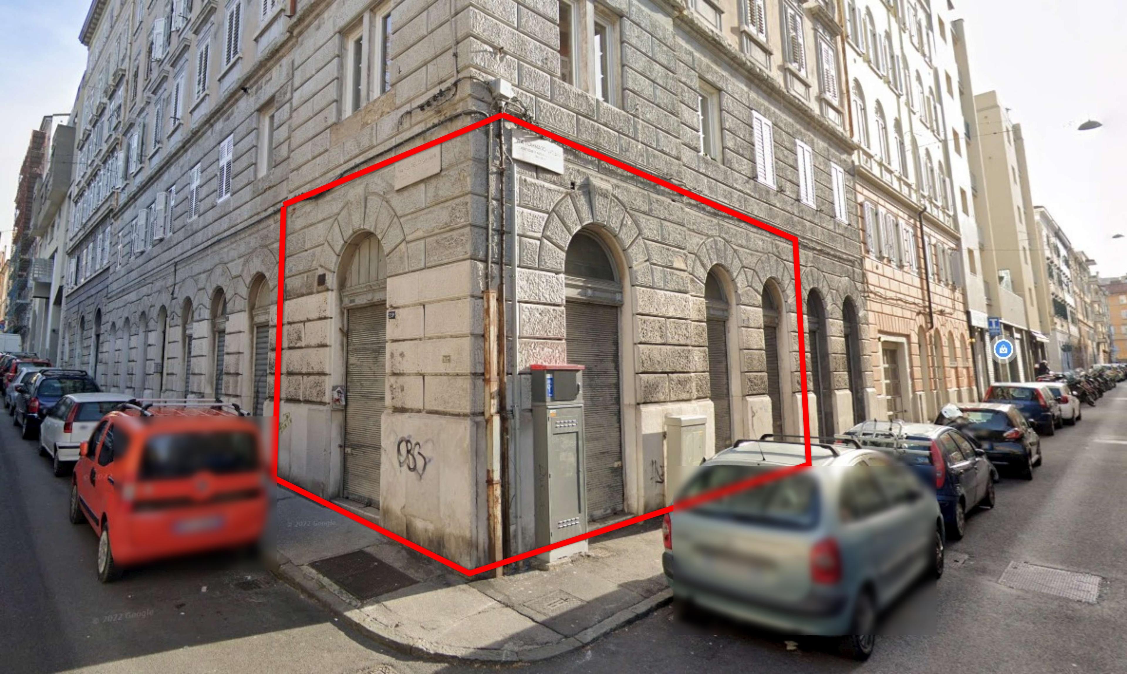 immobile magazzino all'asta in Via Pio Riego Gambini n29/A - 34100 Trieste (TS) - 1