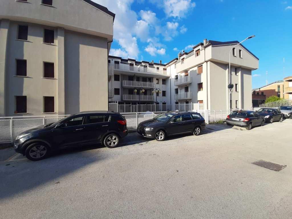 immobile appartamento all'asta in Via Piancatelli snc - 62022 Castelraimondo (MC) - 1