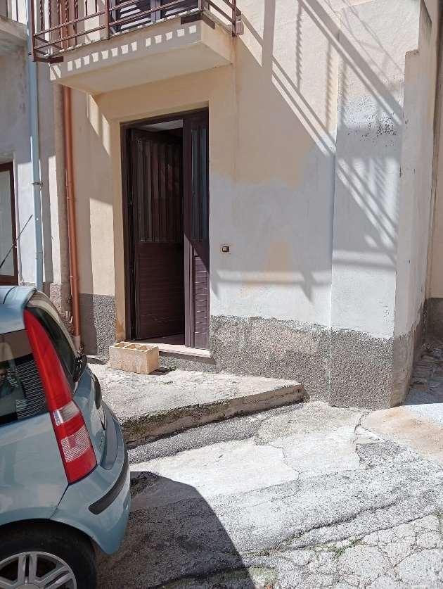 immobile appartamento all'asta in Via Mario Pagano 36 - 89042 Gioiosa Ionica (RC) - 5