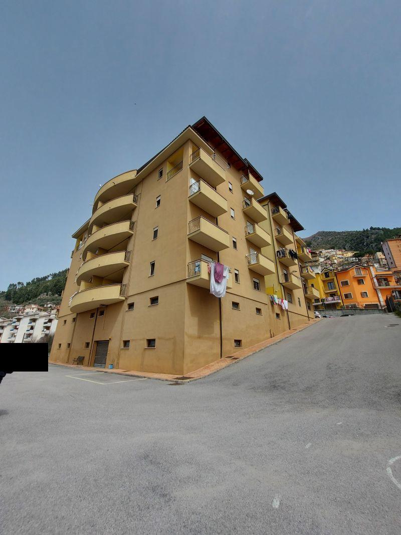 immobile appartamento all'asta in Via Macchia Italiana, 84036 Sala Consilina SA, Italia Sala Consilina, Salerno - 1