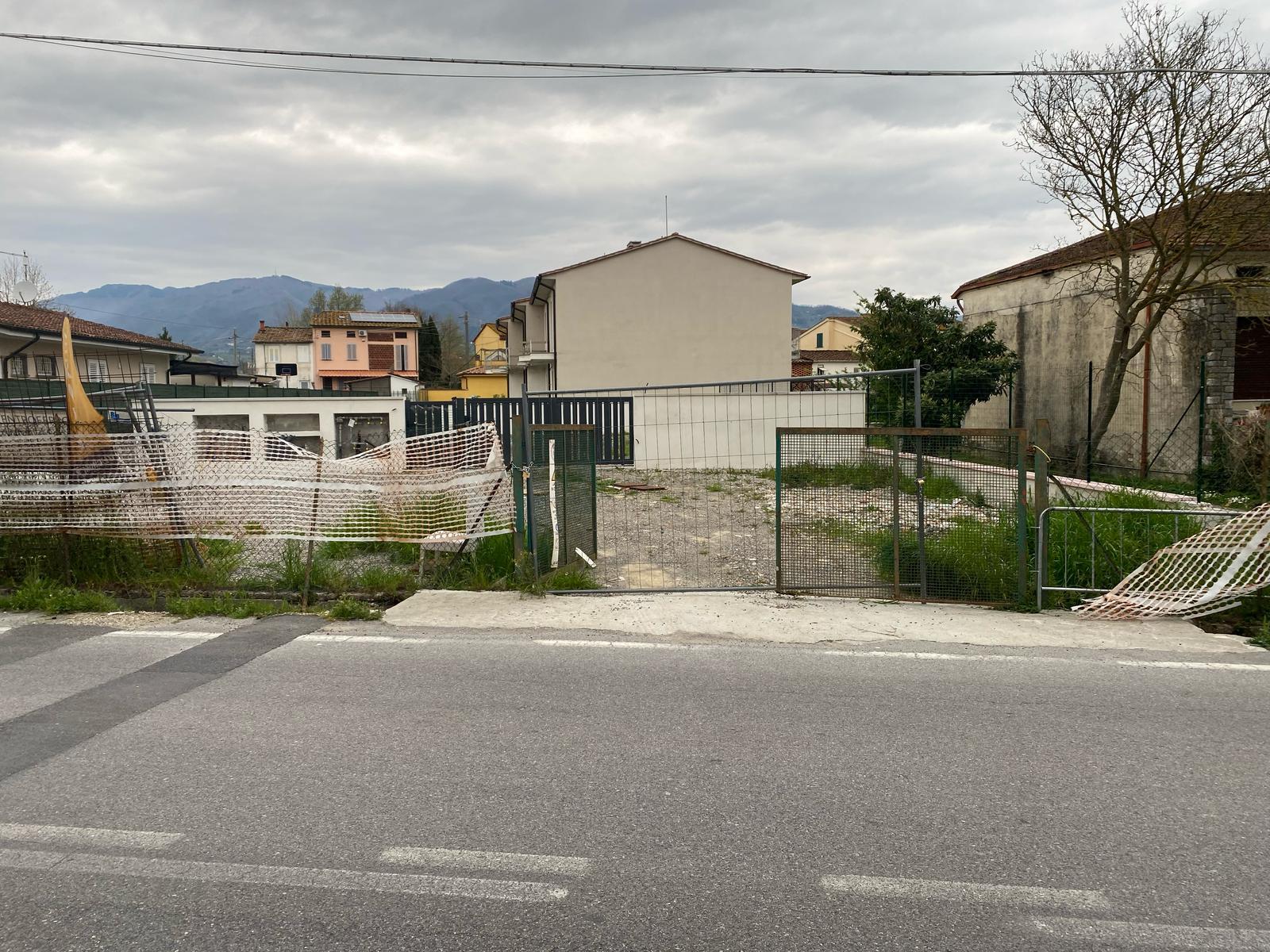 immobile villa all'asta in via Romana Ovest snc, Rughi - 55016 Porcari (LU) - 1