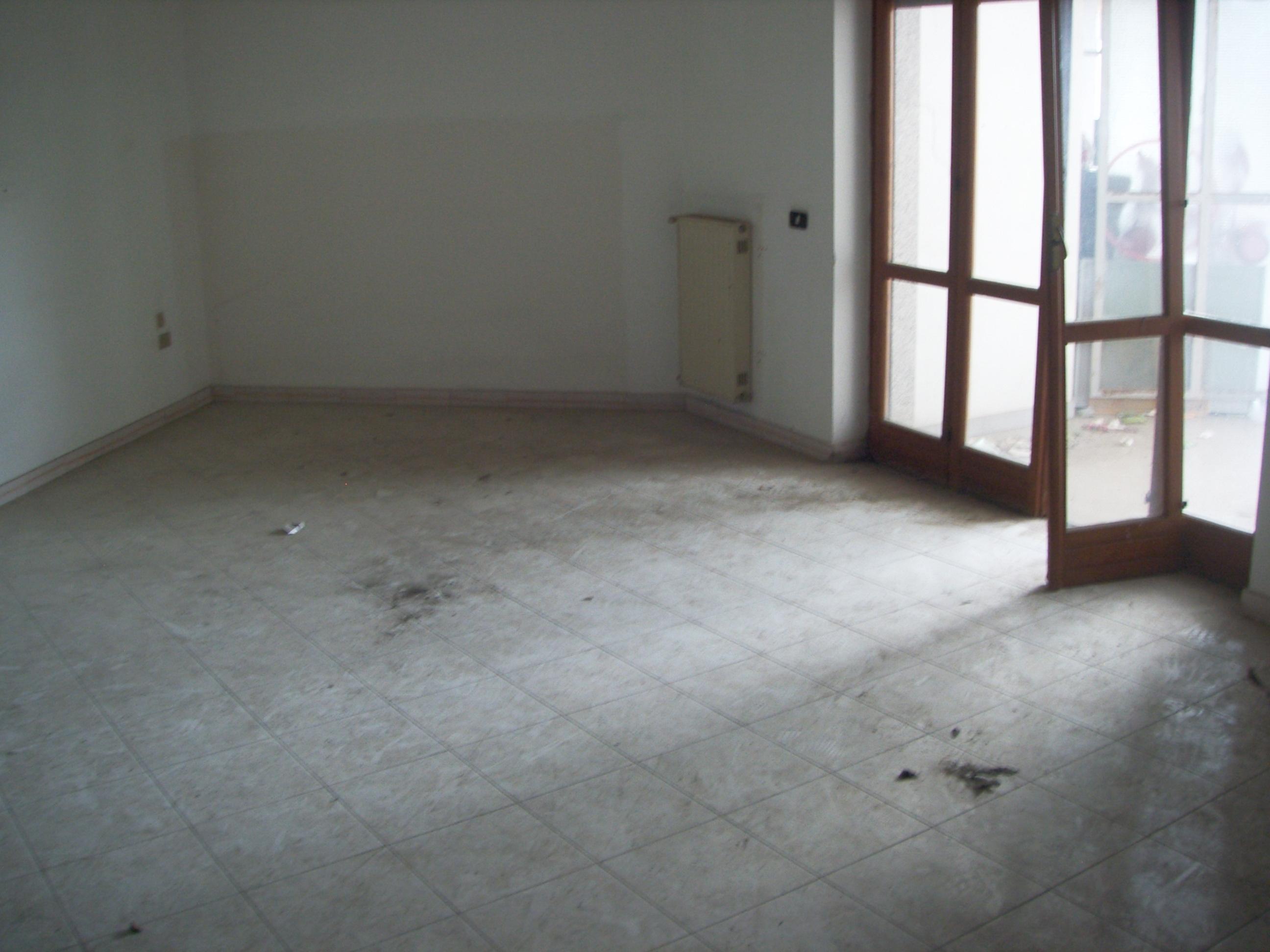 immobile appartamento all'asta in Via Salvatore Squillace,19-21  - 80016 Marano di Napoli (NA) - 3